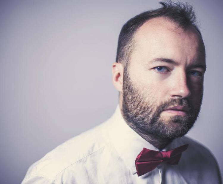 Pianista Piotr Sałajczyk